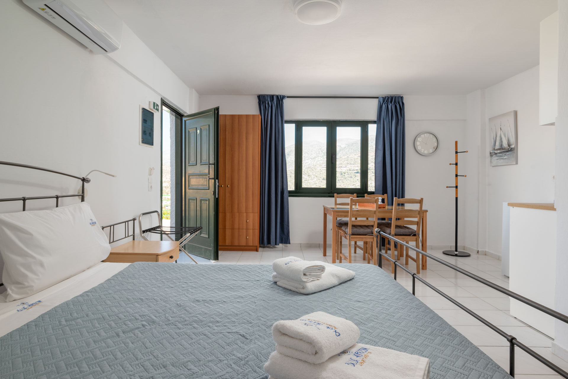 Blue Horizon Apartments 3